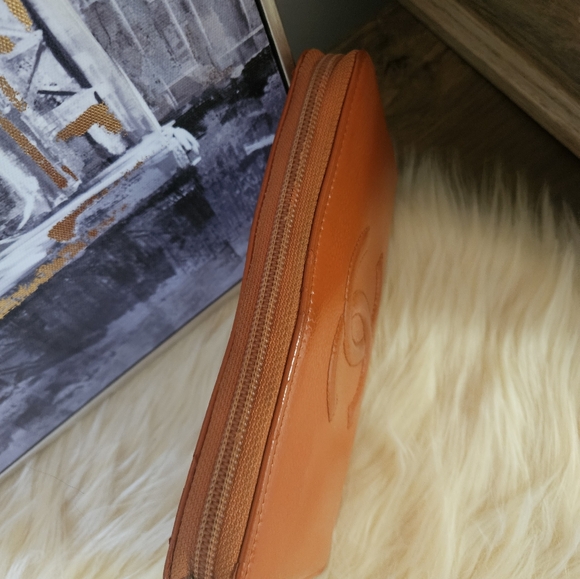 Authentic Chanel Caviar Large Timeless Gusset Zip Around Wallet Orange - Picture 8 of 16